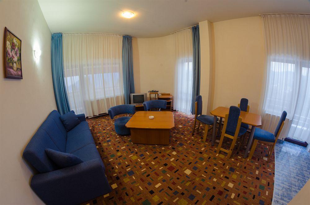 Hotel Hera Predeal Extérieur photo