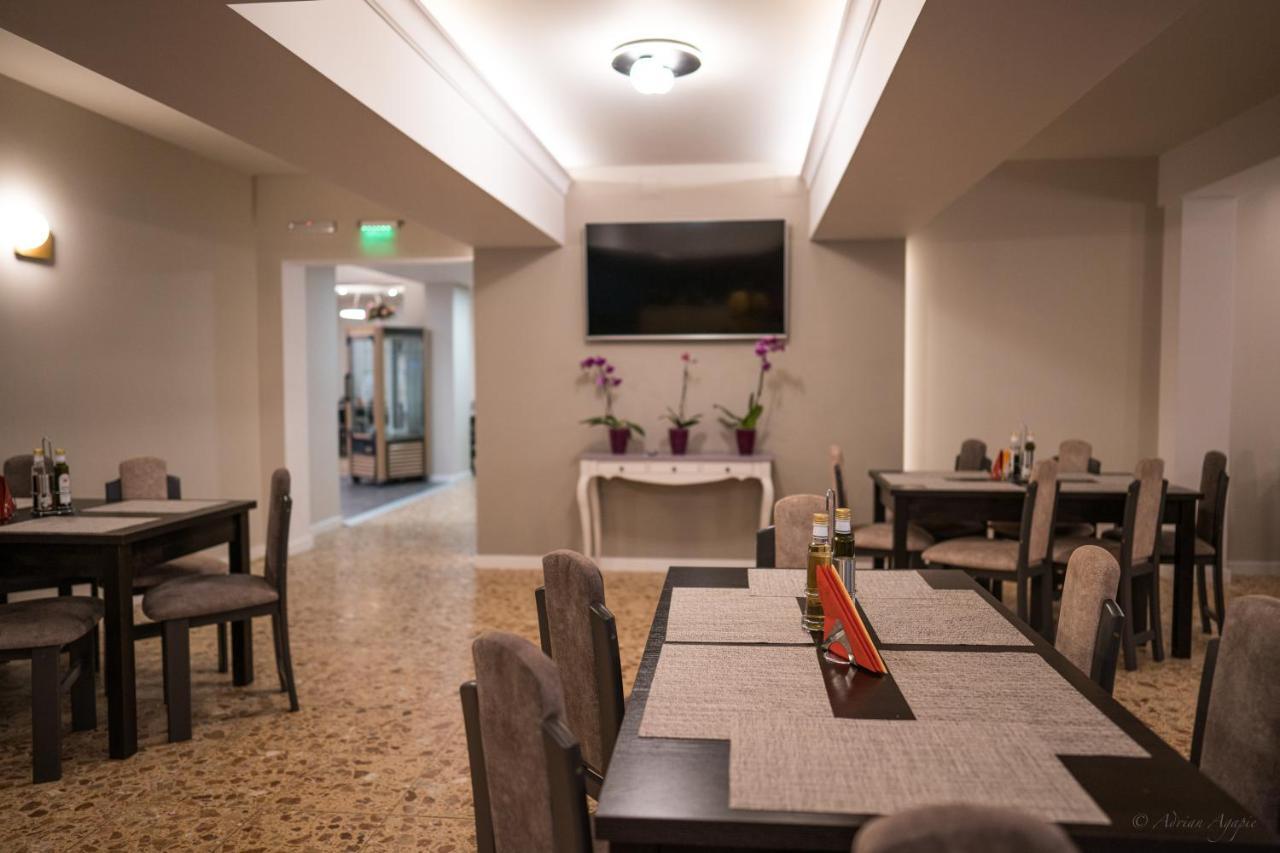 Hotel Hera Predeal Extérieur photo